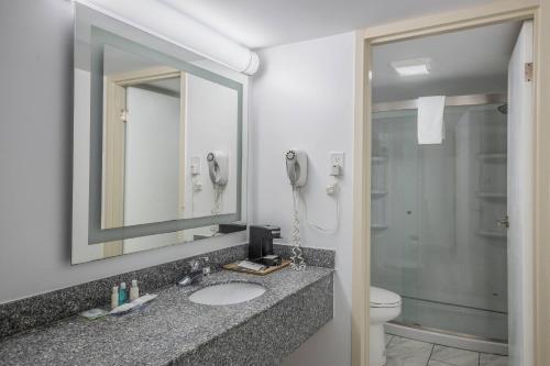 Quality Inn & Suites Conference Center Thomasville - image 44