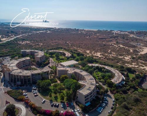Sea view apartments in קיסריה
