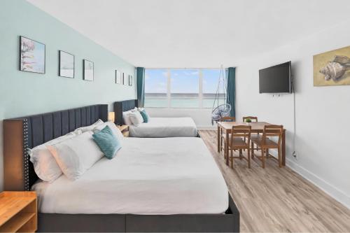 2 queen beds