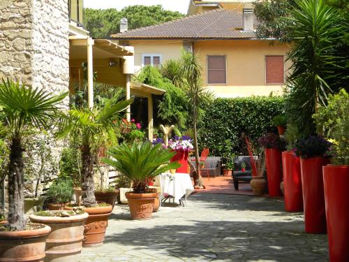 Garden, Hotel La Torraccia in Tarquinia