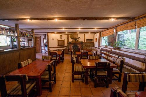 Pub/Lounge, Oazis-M in Babin