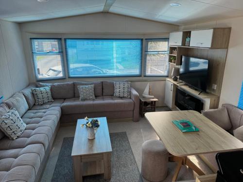 Captain's Cabin - Brixham - with designated parking 1