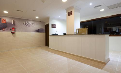 Senator Cádiz Spa Hotel - image 10