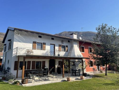 Exterior view, Locanda al Castello in Travesio