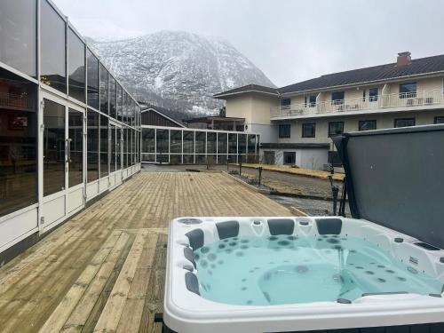 泳池, Grand Hotel Skei - Unike Hoteller in 史凱伊約斯泰爾