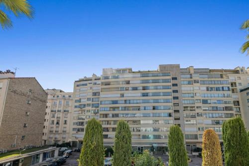 REF 2054 - Seasonal rental - Apartment in the center of Cannes