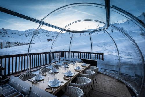 Restaurant, Hotel Les Suites du Montana by Les Etincelles in Les Almes