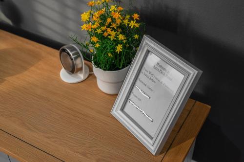 Leys Park Executive Apartments - Tap to explore photos