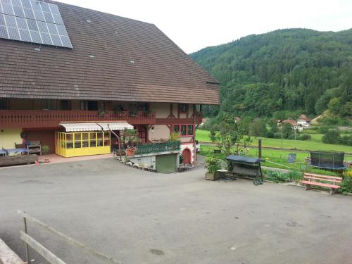 Wäldebauernhof - image 3
