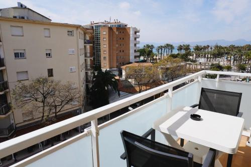 Hotel Ram Rooms Tahiti in Salou