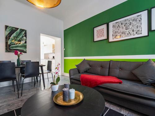 Stylish Apartment for 6 near Vienna International Centre Metro U1, Vídeň