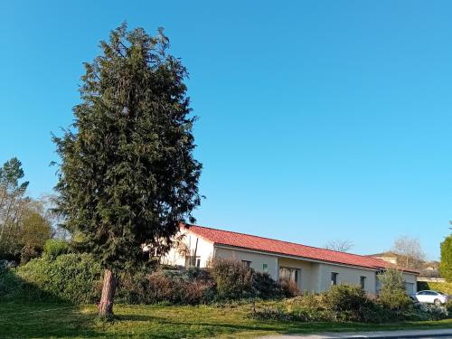 Viesnīcas āriene, domaine de marodi jasmin in Baignes-Sainte-Radegonde