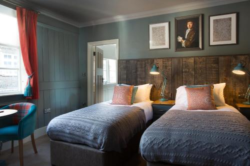 The Ostrich Inn London Heathrow - image 5