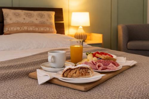 彼托澤瓦斯高爾夫酒店 (Hotel Golf Bitozeves) in 扎泰茨