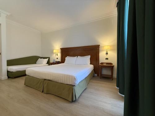 2 bedrooms, 3 beds