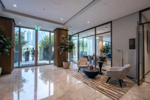 1 BR Apt Luxury at Burj Crown | All Bills Included - image 6