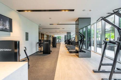 1 BR Apt Luxury at Burj Crown | All Bills Included - image 10
