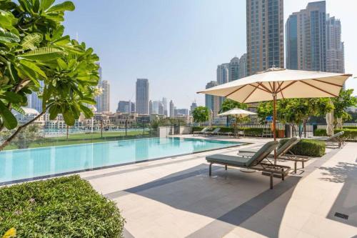 1 BR Apt Luxury at Burj Crown | All Bills Included - image 13