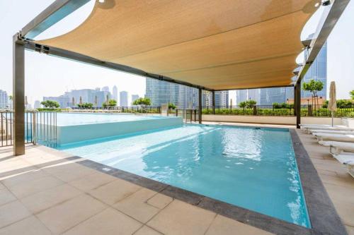 1 BR Apt Luxury at Burj Crown | All Bills Included - image 14