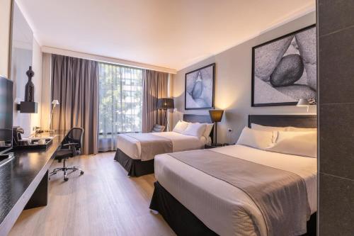 Double Room with Two Double Beds - Mobility Access/Non-Smoking