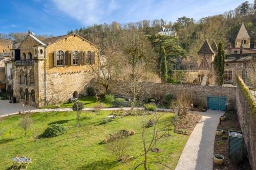 Surrounding environment, Les Suites de l'Ile Barbe in Le Bourg-Gare De Vaise