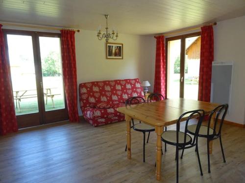 Les Prés-ronds 23 - Piscine - WIFI (Les Pres-ronds 23 - Piscine - WIFI) in La Chapelle-en-Valgaudémar