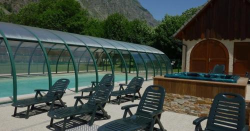 Les Prés-ronds 23 - Piscine - WIFI (Les Pres-ronds 23 - Piscine - WIFI) in La Chapelle-en-Valgaudémar