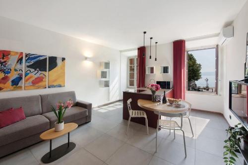 Gemhouse Rubino garda lake