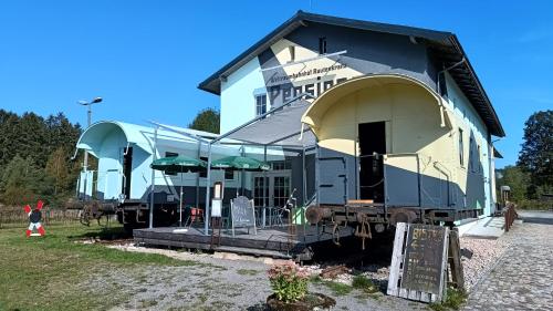 . Weltraumbahnhof Rautenkranz - Steampunk Hotel