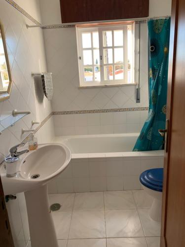 appartement t1 proche de la mer et des commerces - image 3