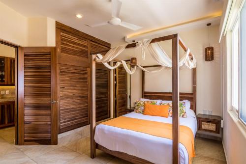 2 Beds 2 Baths Main Floor with Amazing Ocean Views in Chano