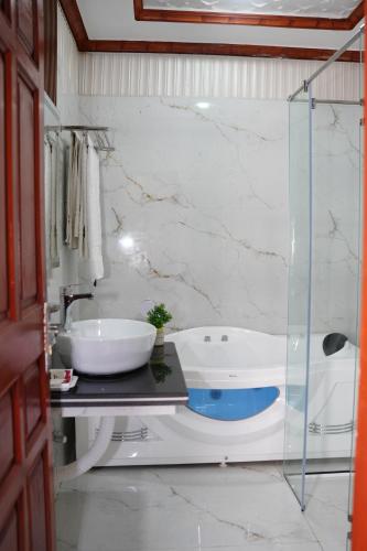 Hotel Grand Orchard - image 5