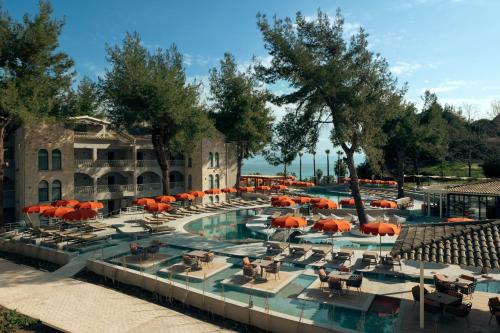 Zeus Eleva Kassandra Lagoon – khách sạn tại Pallini