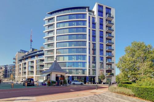Chelsea Island Four Bedroom Penthouse with Infinite Impressions - image 7