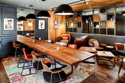 Étterem, Ibis Cambridge Hotel in Cambridge