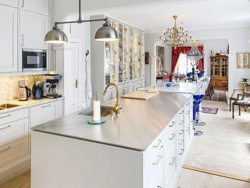 廚房, Holiday Home Herrgården by Interhome (Holiday Home Herrgarden by Interhome) in 維默比市