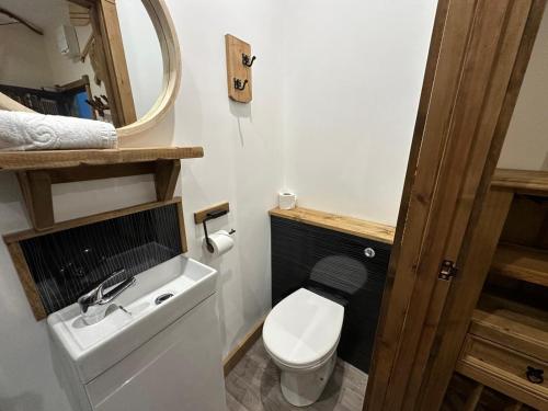 Explorers Retreat Matlock Bath Room Type - Budget Double Room