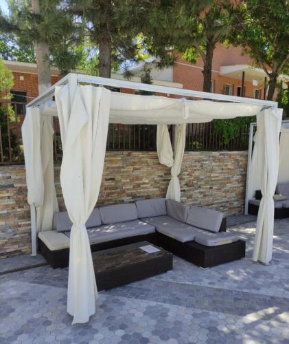 Avenue Park Hotel in Yusufkhona