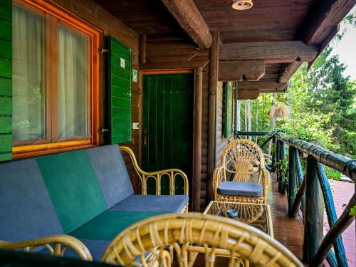 Erkély/terasz, Chalet Pine Hill by Interhome in Horvatsko