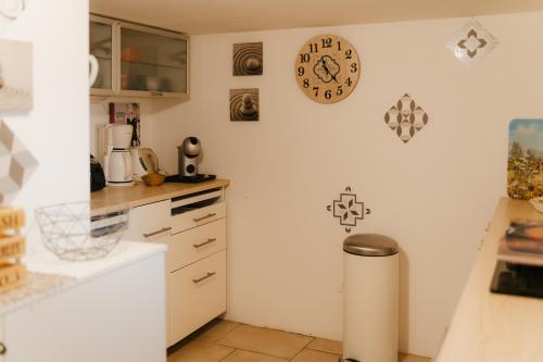 köök, FERME DE CARACTERE PROCHE DE Dole JURA in Chaussin
