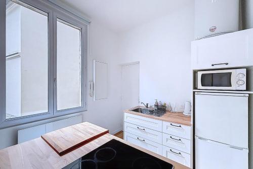 Cosy studio near Grands Boulevards - image 3