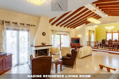 Epavlis Nadine Corfu 2