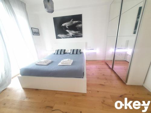 Bari Beachfront 1BR Terrace&Parking