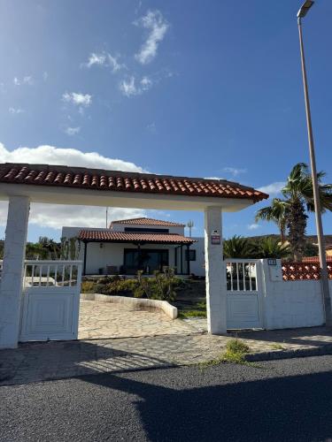 Villa Solerolo - Stunning Villa in Parque Holandés (Villa Solerolo - Stunning Villa in Parque Holandes) in Parque Holandes
