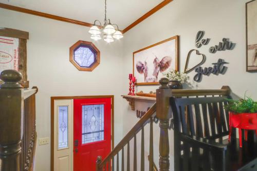 Oprema, Family Farmhouse with Game Room and Fire Pit in Cherry Grove