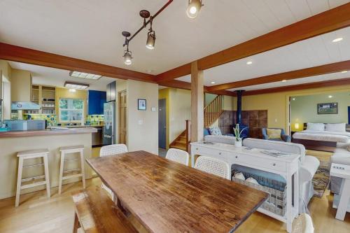 Shore Thing Retreat in Orcas Island (WA)