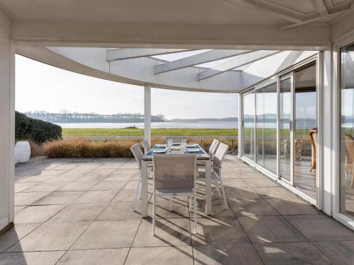 balkon/terras, Veerse Meer Natuurvilla in Kamperland