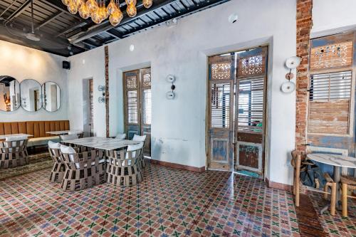 Restaurant, TRYP by Wyndham Mayaguez in Mayaguez