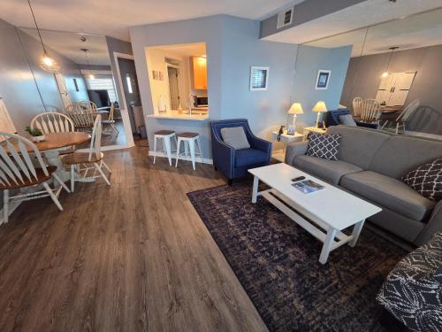 North Shore Inn TC 208 in Traverse City, USA