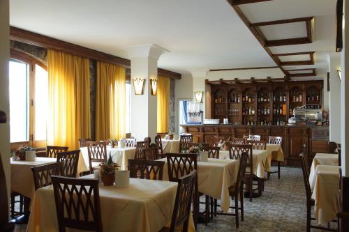 Hotel Mega Mare - image 8